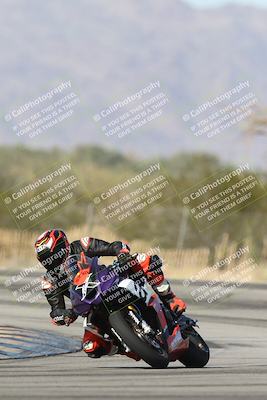 media/Dec-01-2025-Moto Forza (Mon) [[2daa91e15f]]/1-Advanced Group/Session 3 (Turn 3)/